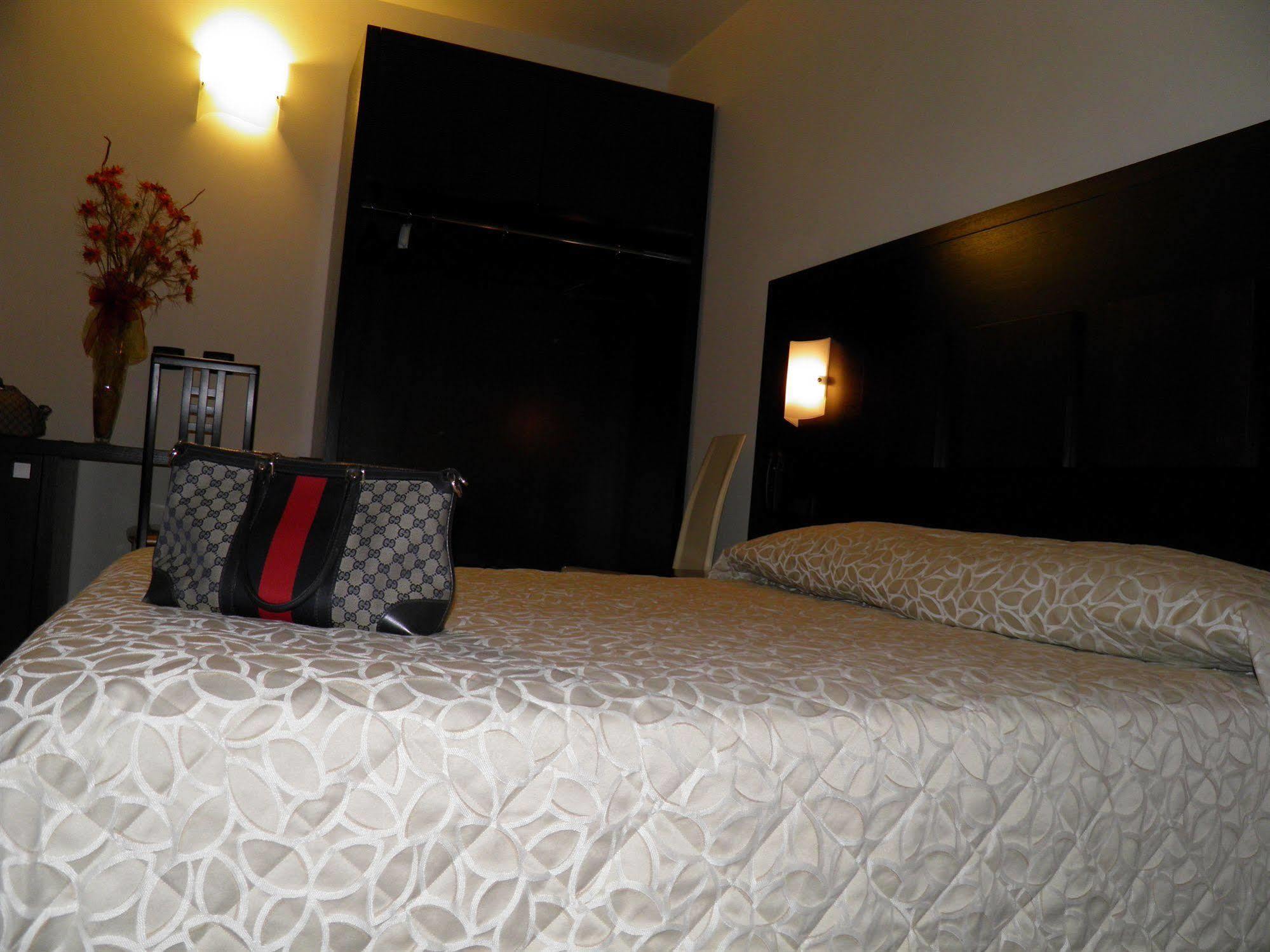 Hotel I Crespi Grosseto Luaran gambar